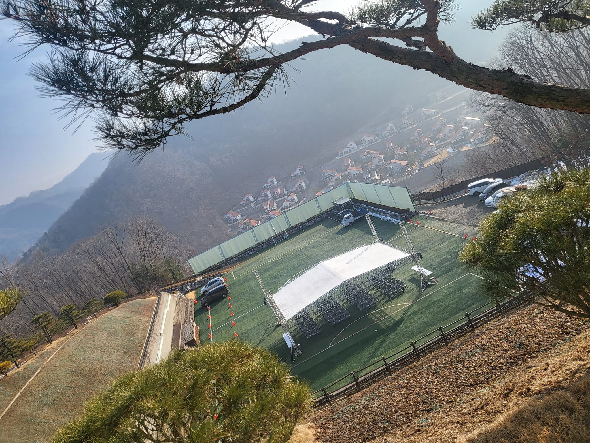 모 그룹 사모님 안장식